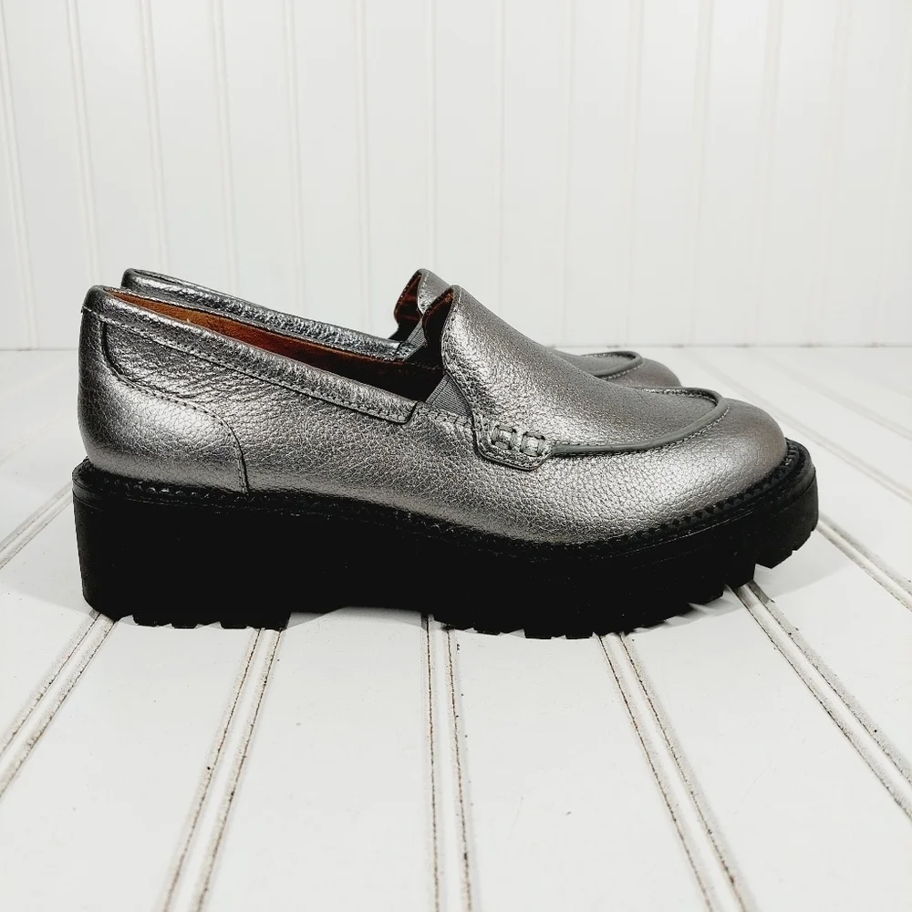 Caslon Millany Silver Chunky Sole Slip On Loafers B169